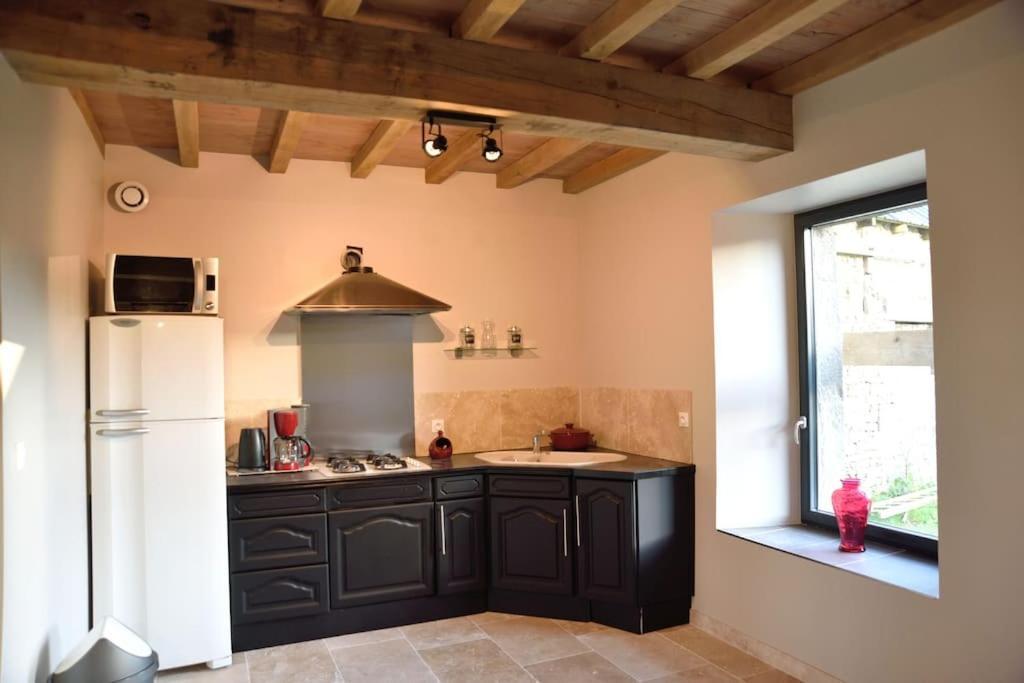 Gite A La Ferme, Au Coeur Du Mene Laurenan Esterno foto